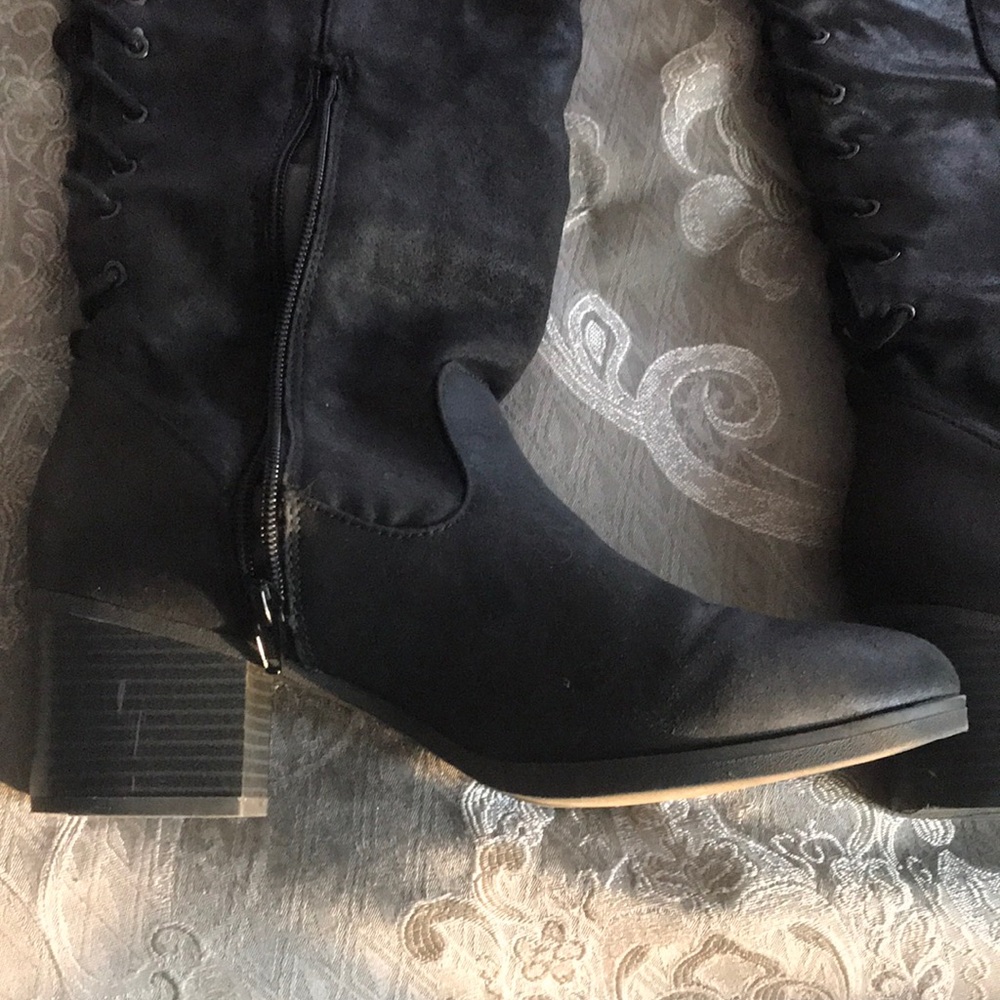 Black boots